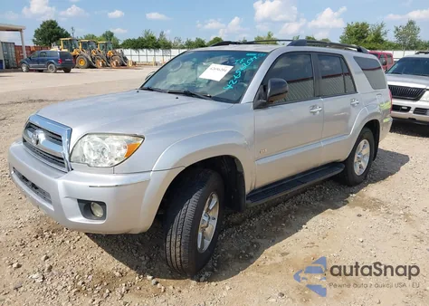 2007 Toyota 4Runner Sr5 V6 z USA, uszkodzony, nr VIN JTEZU14R178075498